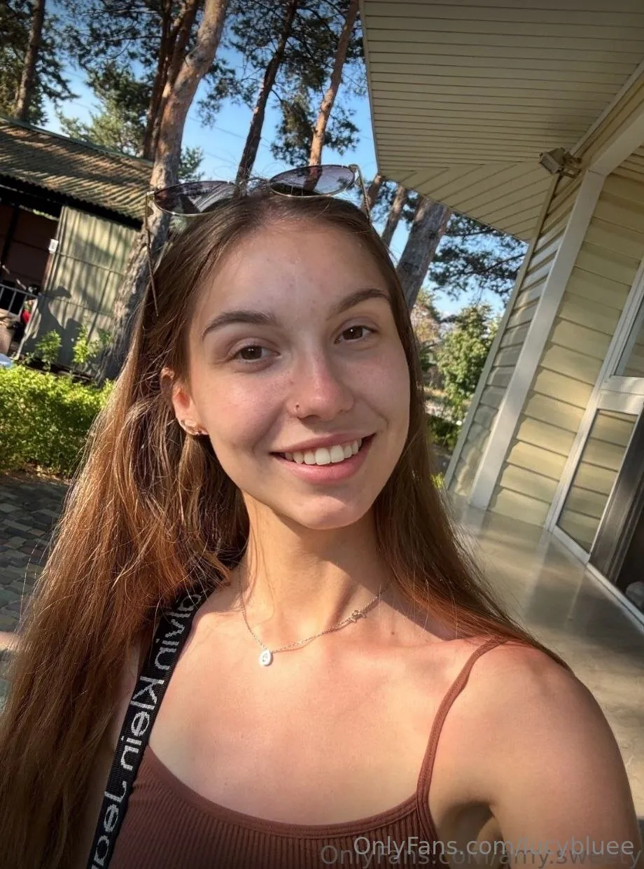 LUCY BLUE OnlyFans free account photo 13 - lucybluee nudes and sex tapes