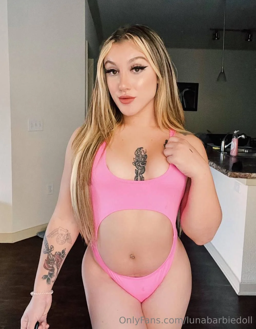 Luna Marí OnlyFans free account photo 8 - lunabarbiedoll nudes and sex tapes