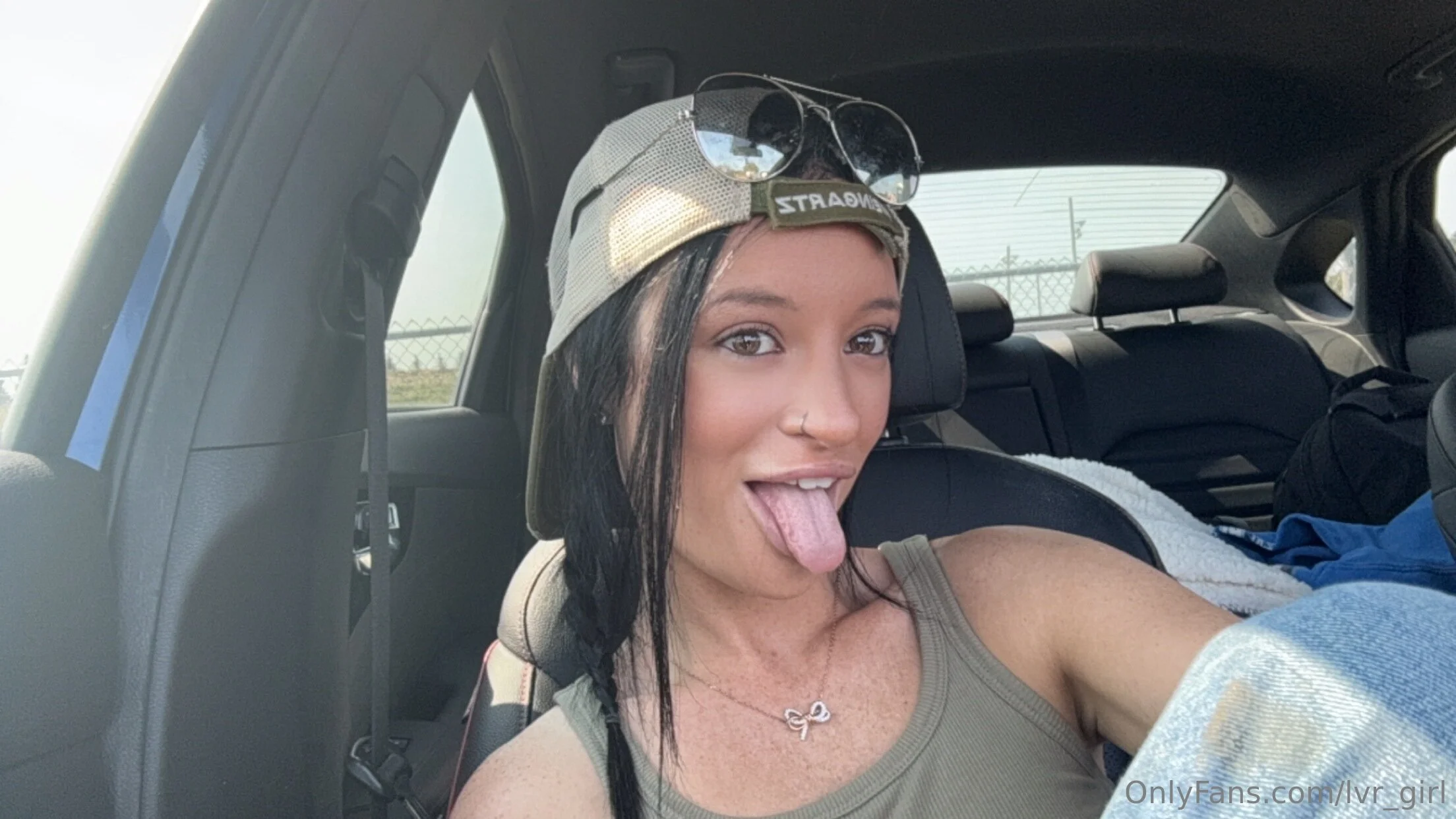 lvr.girl OnlyFans free account photo 6 - lvr_girl nudes and sex tapes