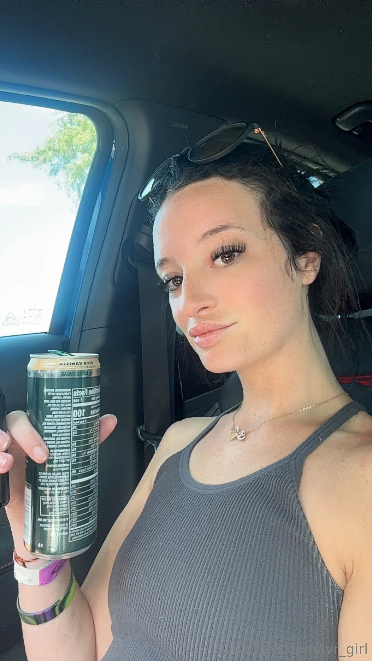 lvr.girl OnlyFans free account photo 2 - lvr_girl nudes and sex tapes