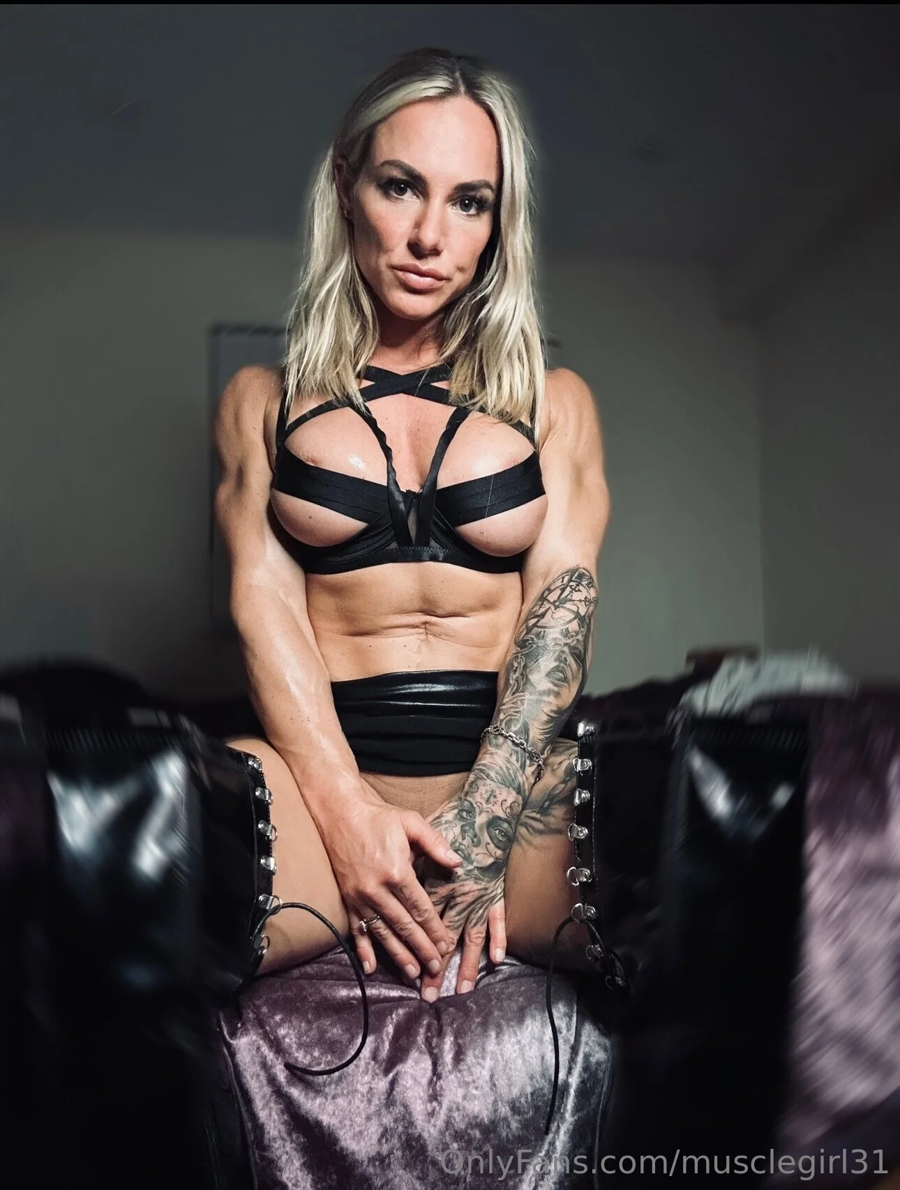 Muscle Girl 23....top 0.68% OnlyFans free account photo 14 - musclegirl31 nudes and sex tapes