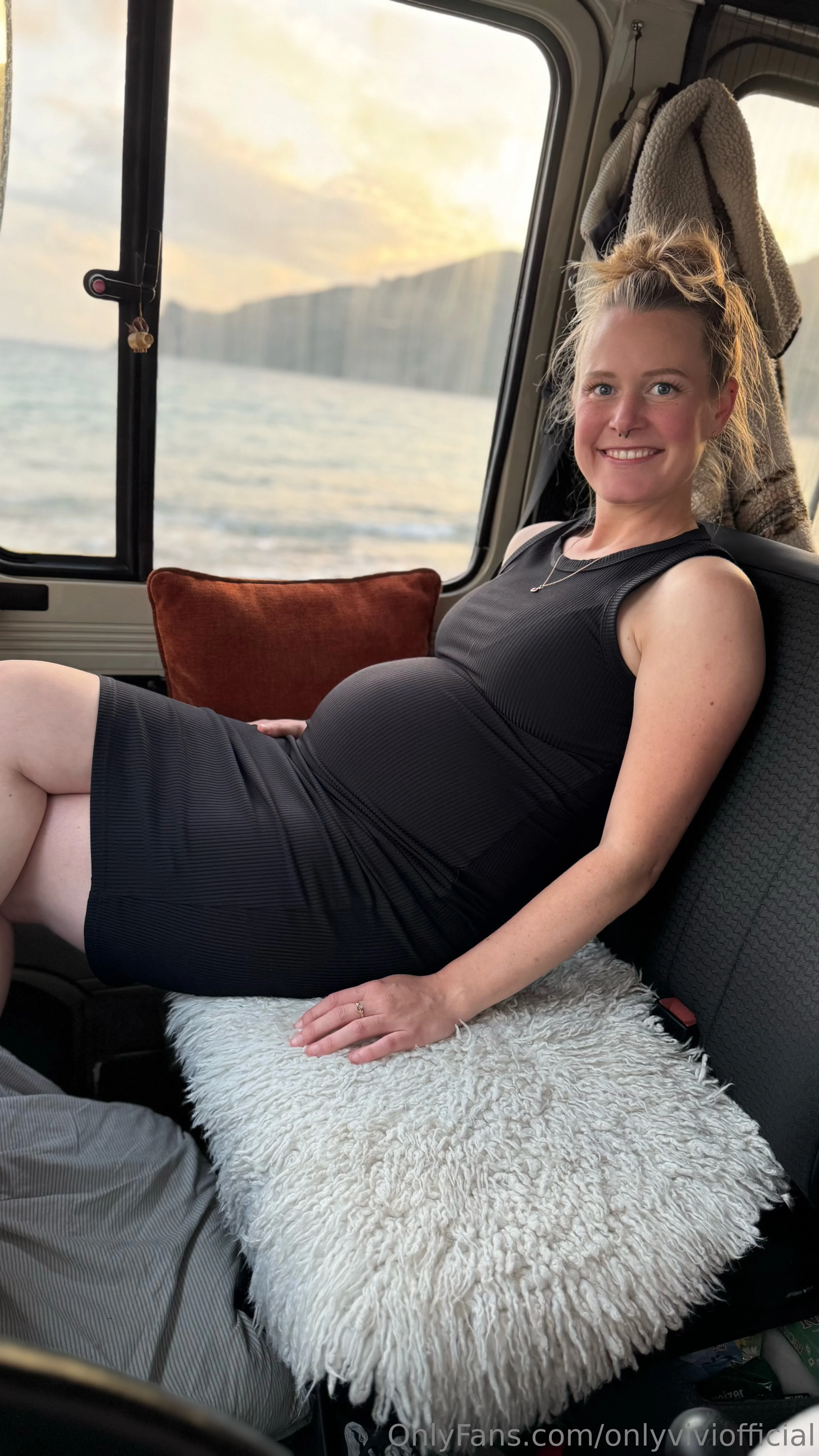 Vivienne 💕 OnlyFans free account photo 10 - onlyviviofficial nudes and sex tapes