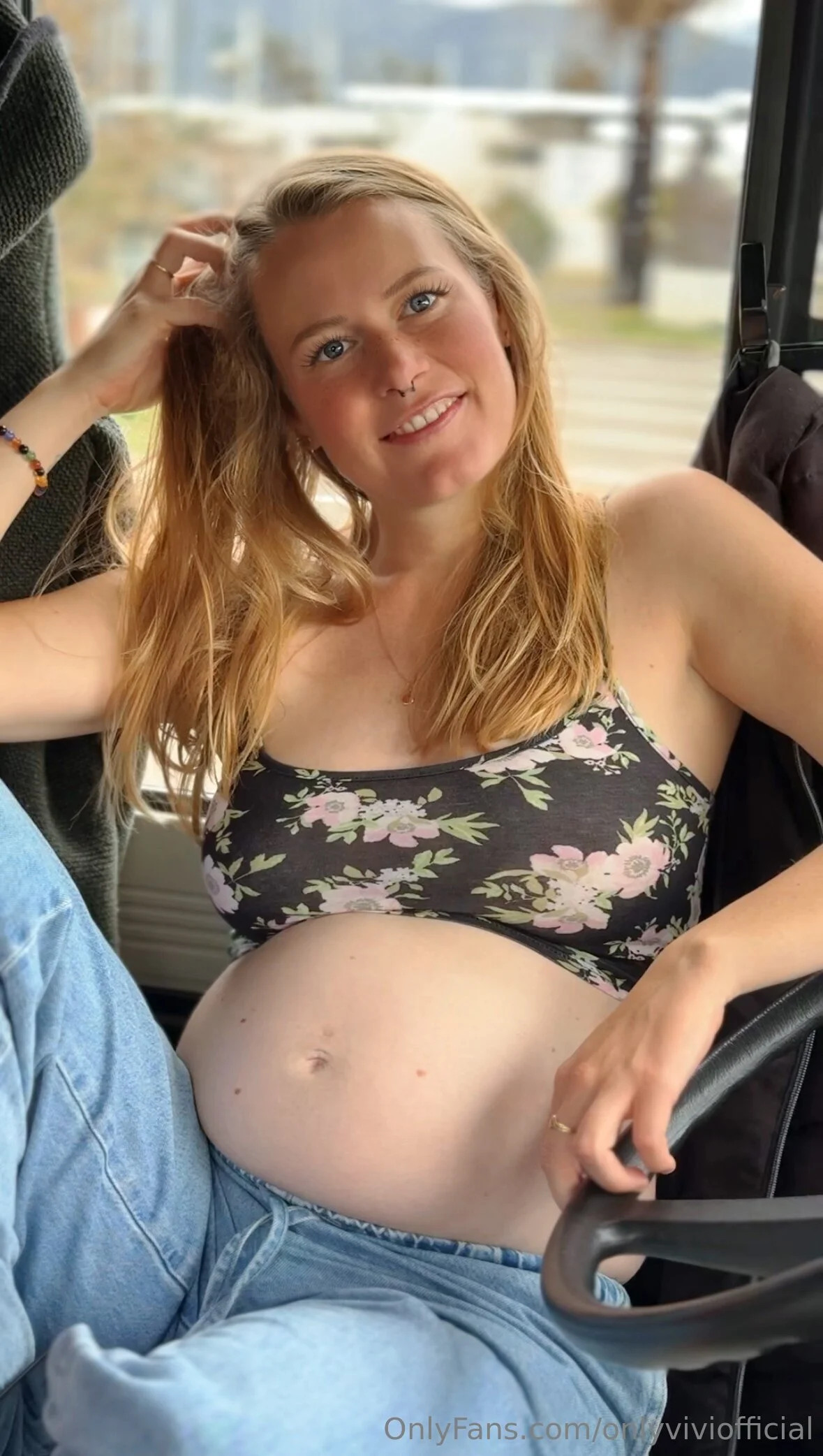 Vivienne 💕 OnlyFans free account photo 3 - onlyviviofficial nudes and sex tapes