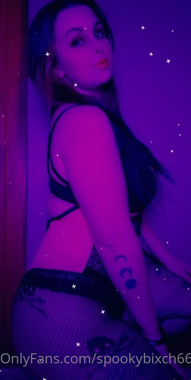 Spiderbixch666 OnlyFans free account photo 5 - spookybixch666 nudes and sex tapes