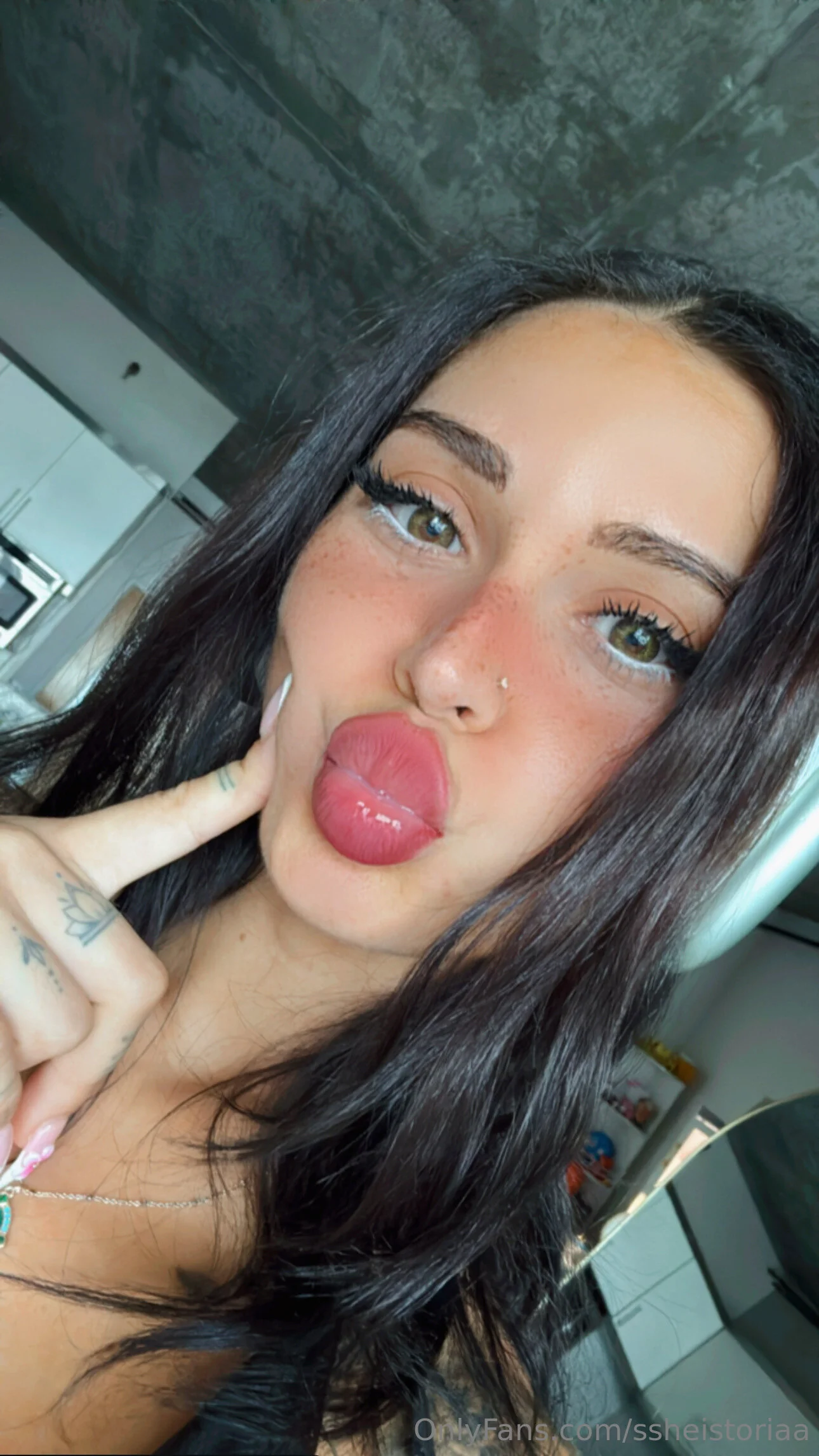 Toria Lorraine OnlyFans free account photo 4 - ssheistoriaa nudes and sex tapes