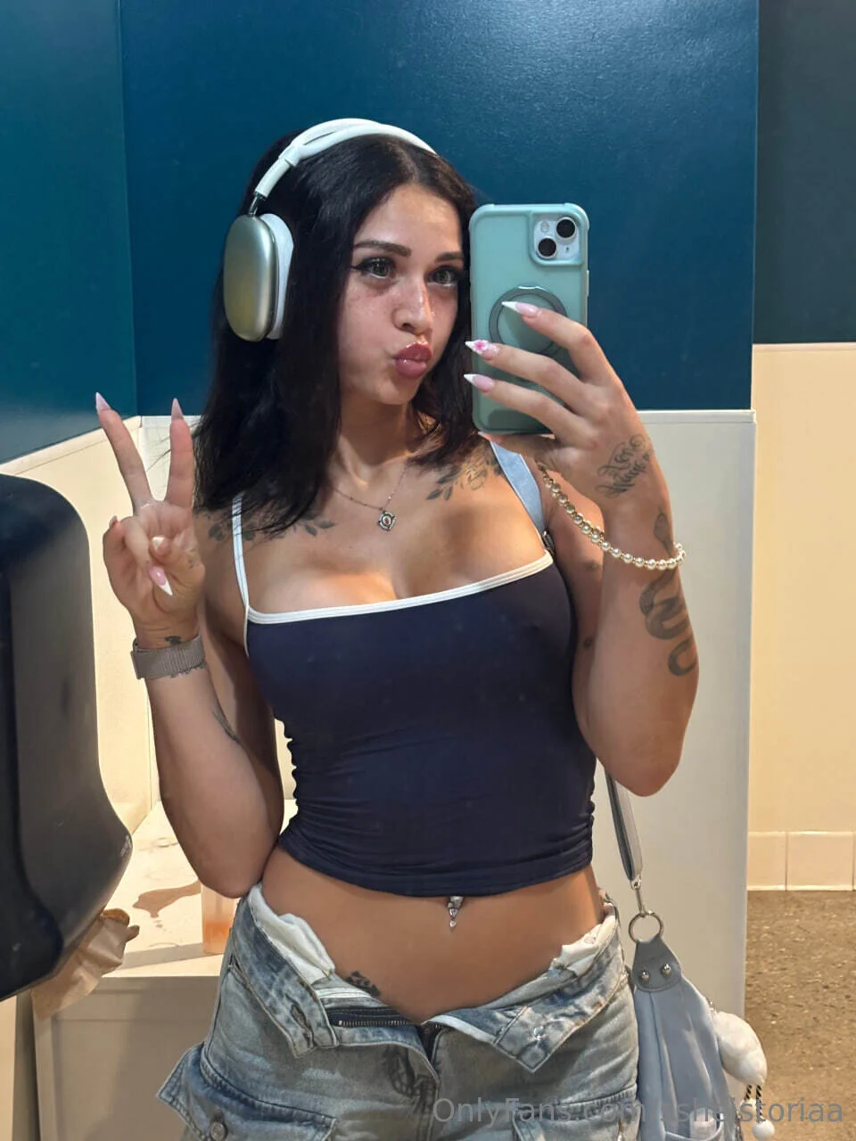 Toria Lorraine OnlyFans free account photo 3 - ssheistoriaa nudes and sex tapes