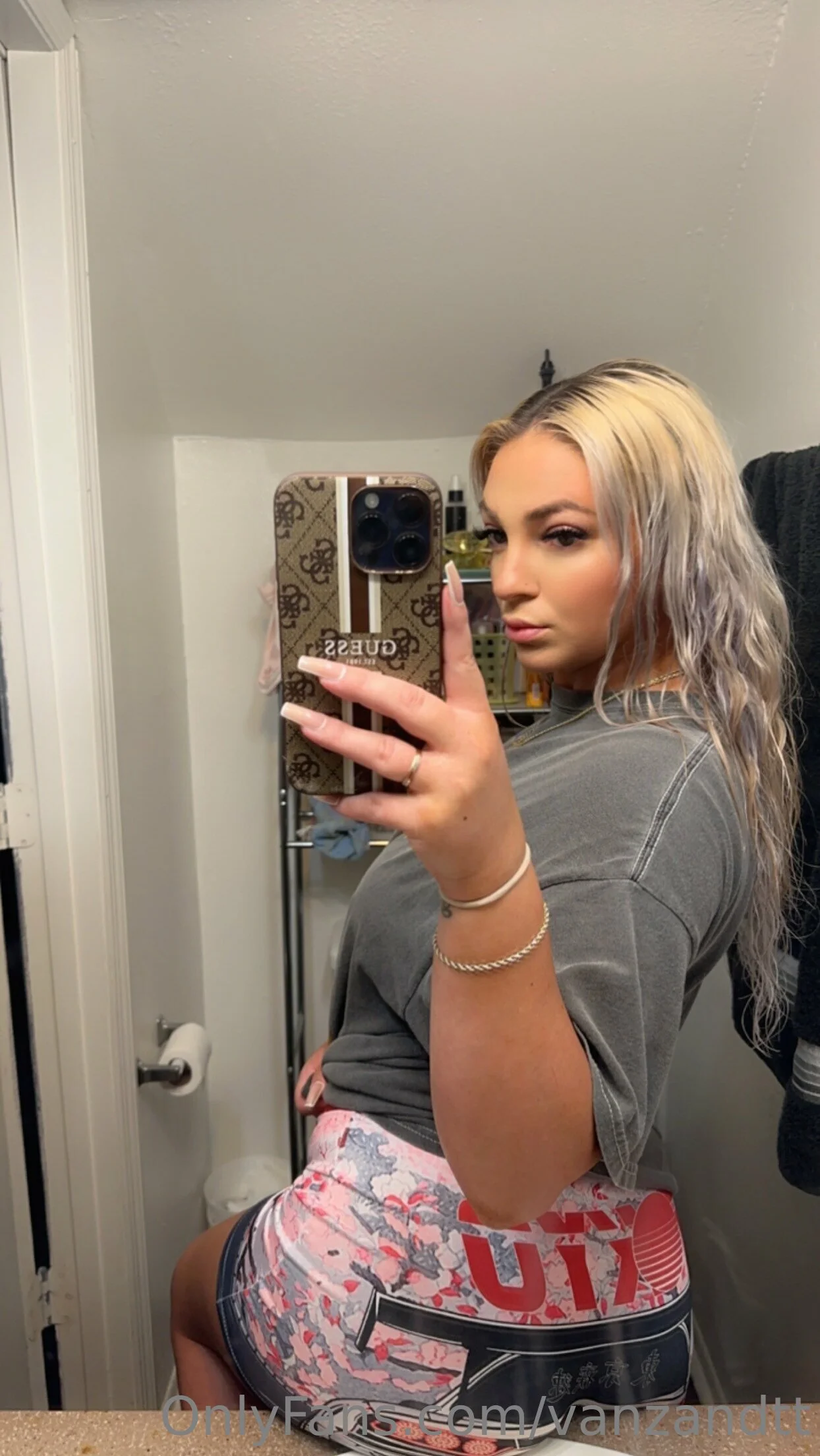 Hunt♥️ OnlyFans free account photo 1 - vanzandtt nudes and sex tapes