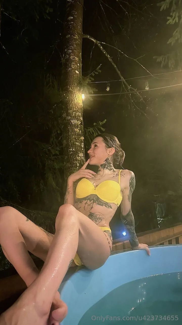 Elisabeth🍑Pink hole baby🍑 OnlyFans free account photo 5 - liza_bet nudes and sex tapes