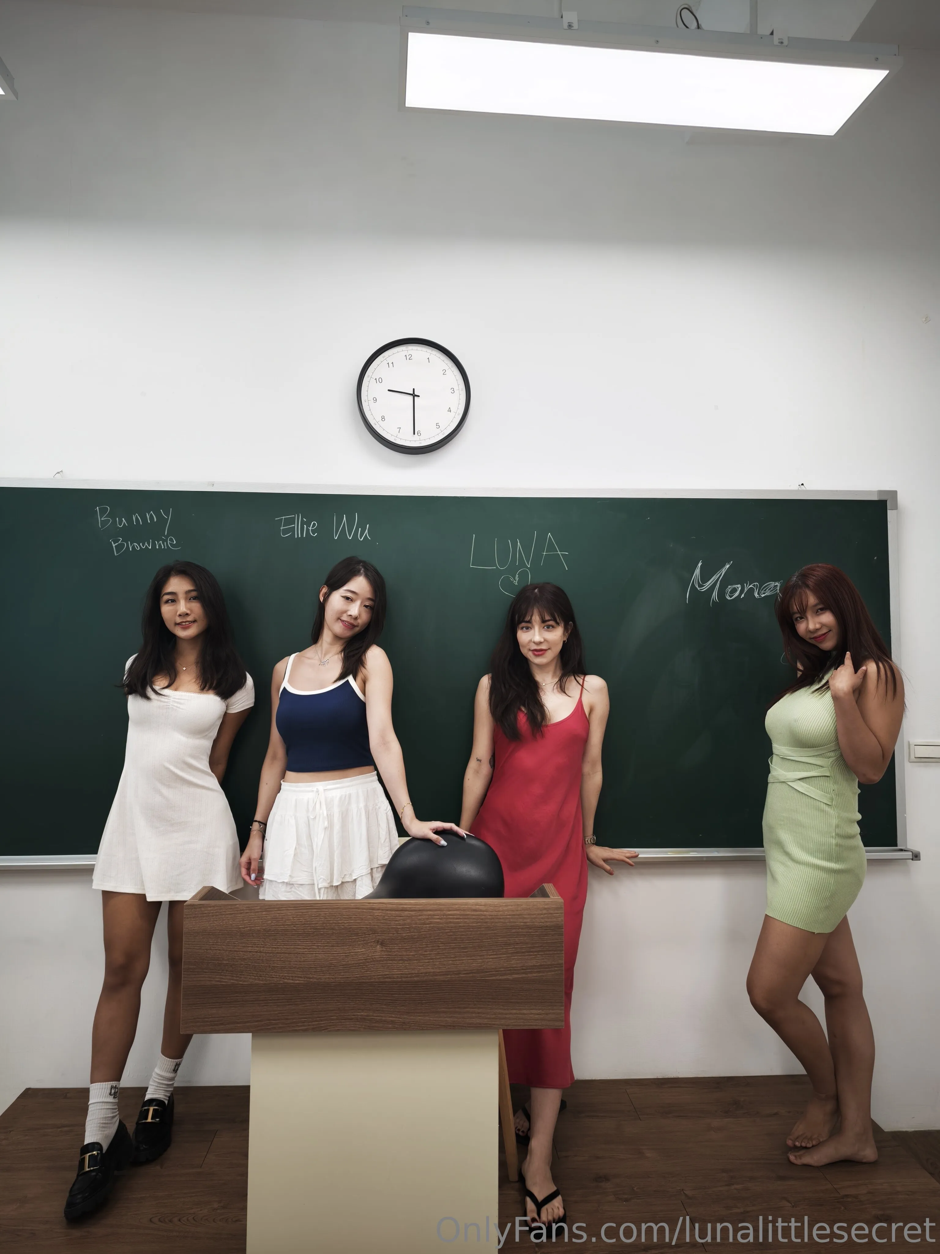 Lunas little secret OnlyFans free account photo 9 - lunalittlesecret nudes and sex tapes