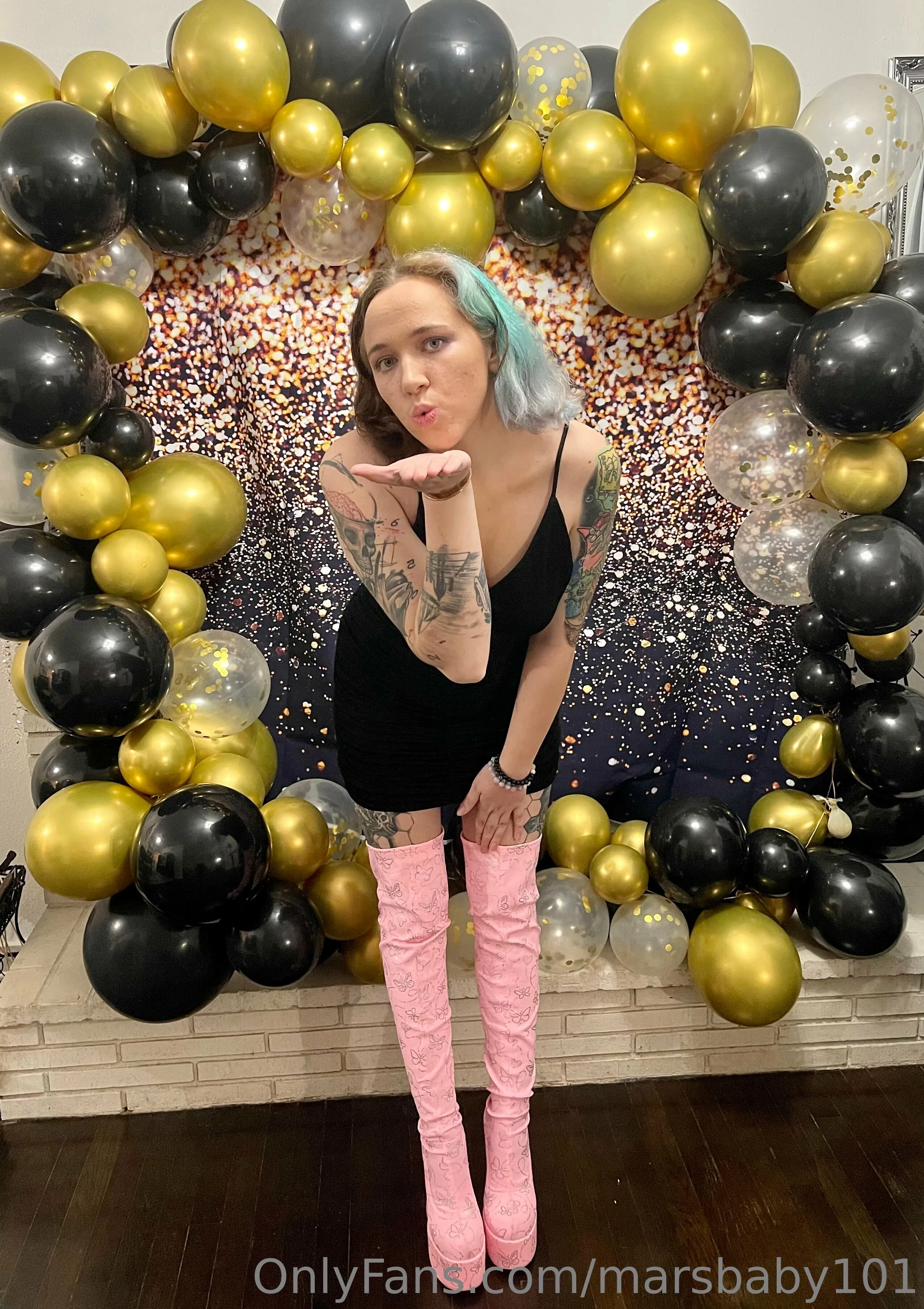 Mars OnlyFans free account photo 1 - marsbaby101 nudes and sex tapes