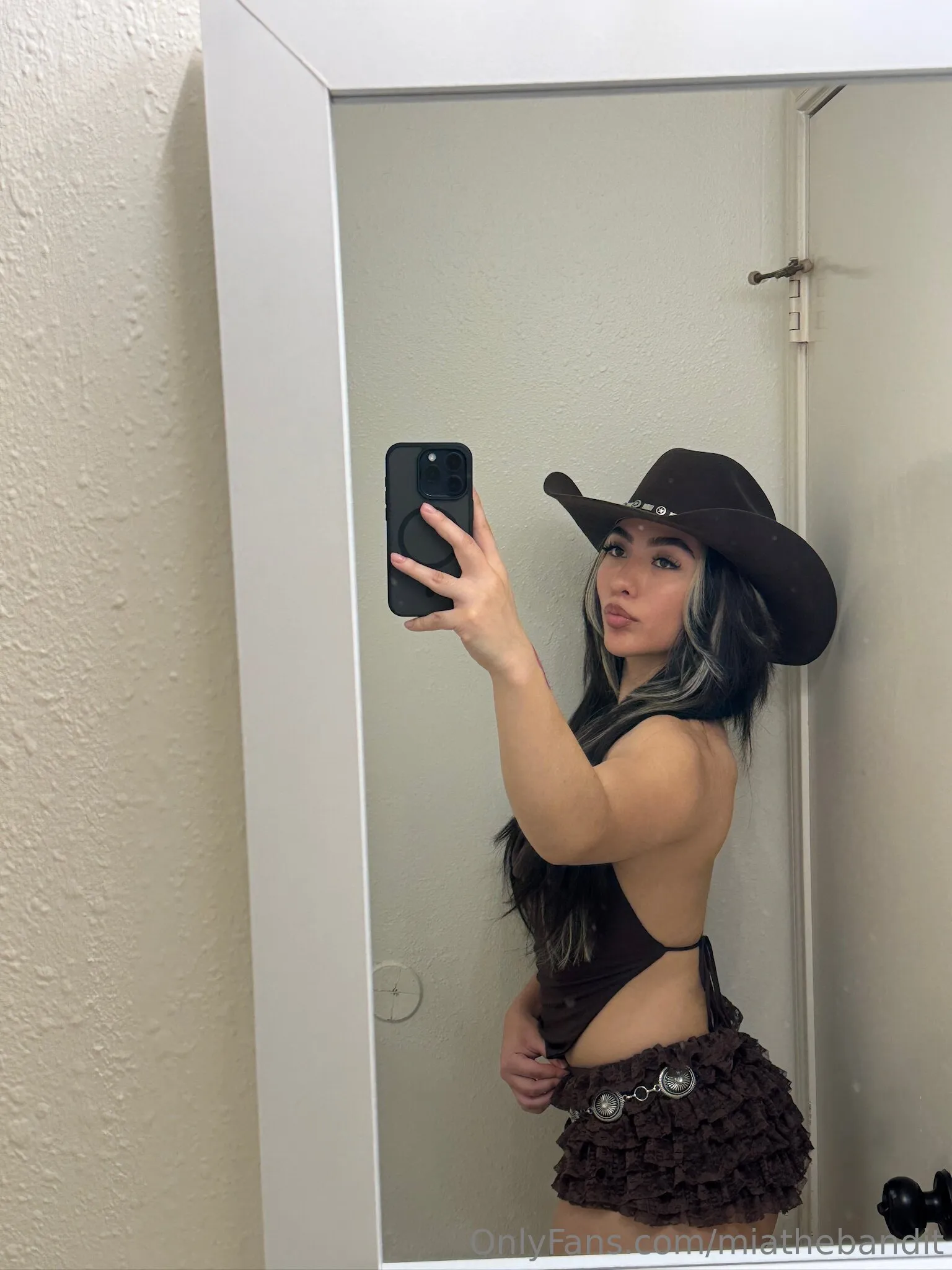 Mia😈 OnlyFans free account photo 8 - miathebandit nudes and sex tapes