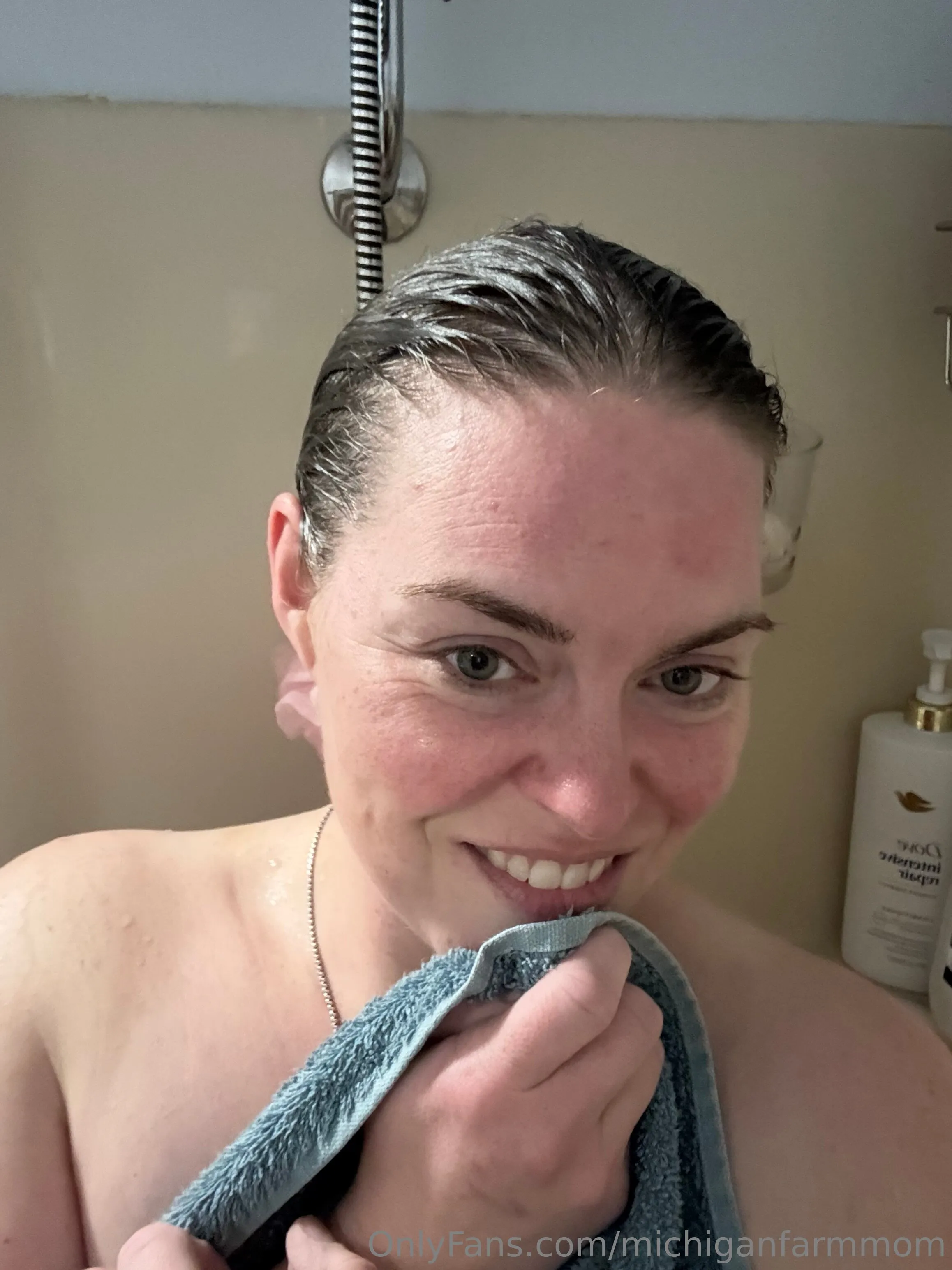 Shelly OnlyFans free account photo 12 - michiganfarmmom nudes and sex tapes