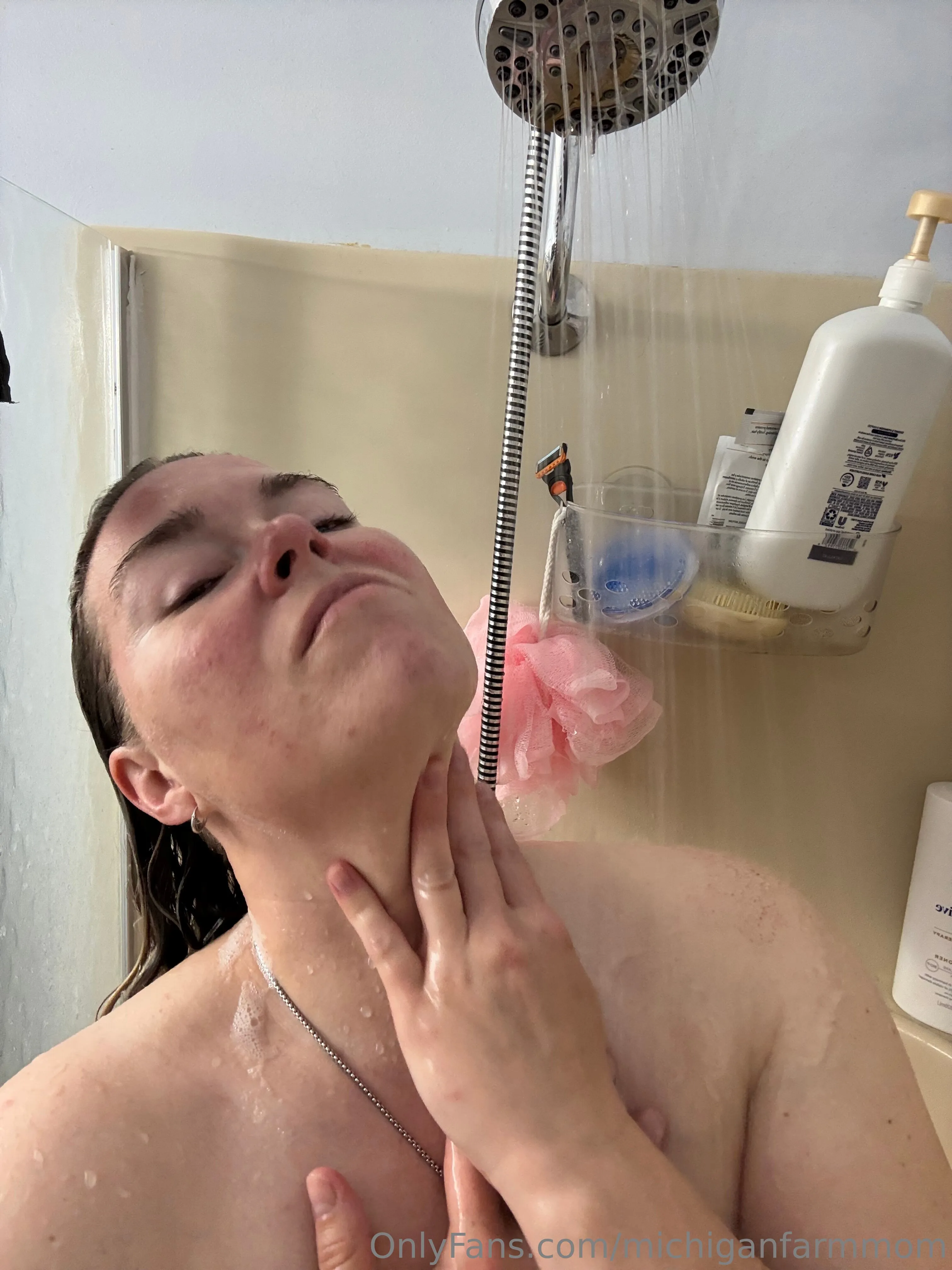 Shelly OnlyFans free account photo 6 - michiganfarmmom nudes and sex tapes