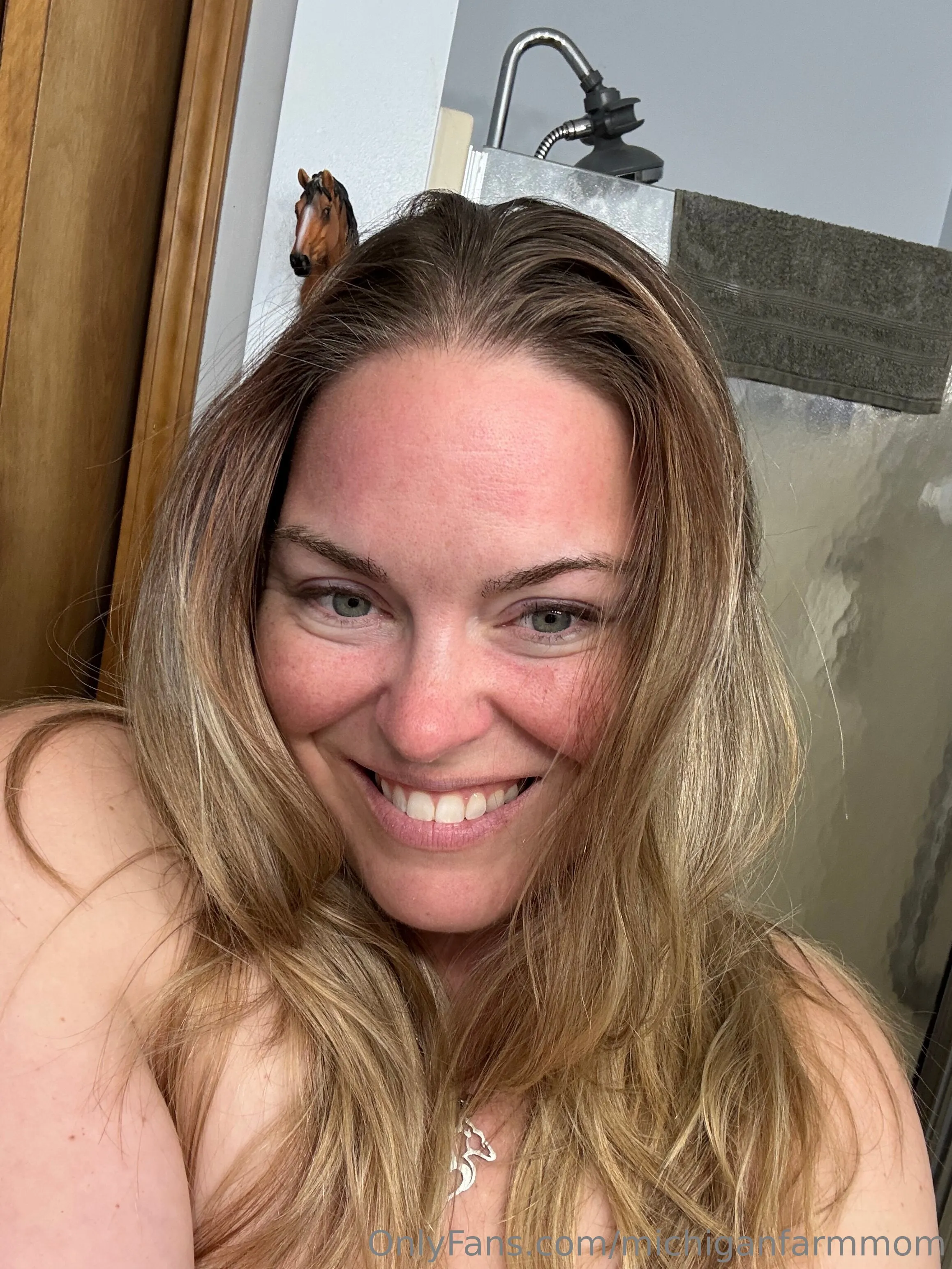 Shelly OnlyFans free account photo 4 - michiganfarmmom nudes and sex tapes