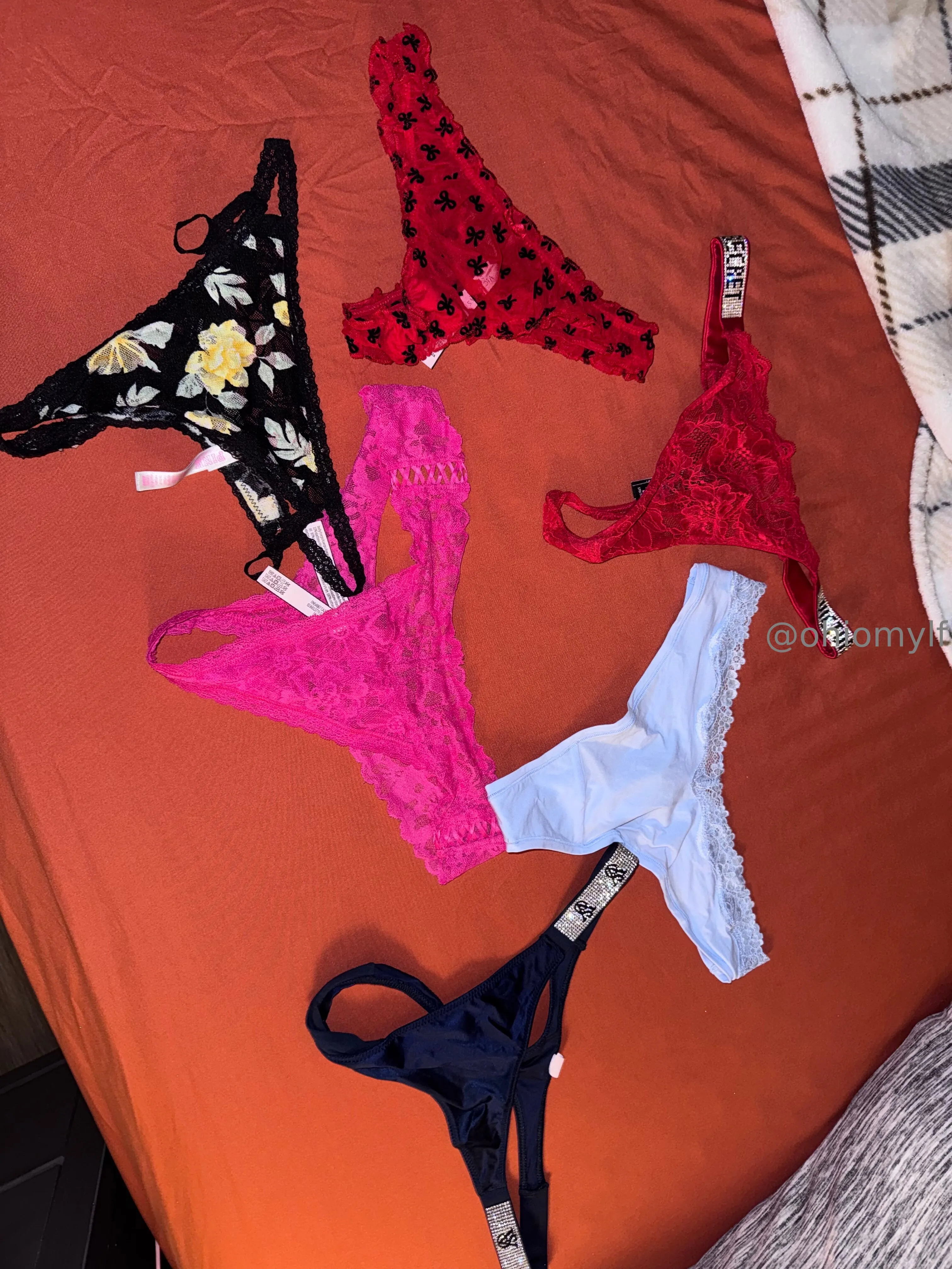 Naughty Mommy OnlyFans free account photo 3 - ohiomylf4free nudes and sex tapes