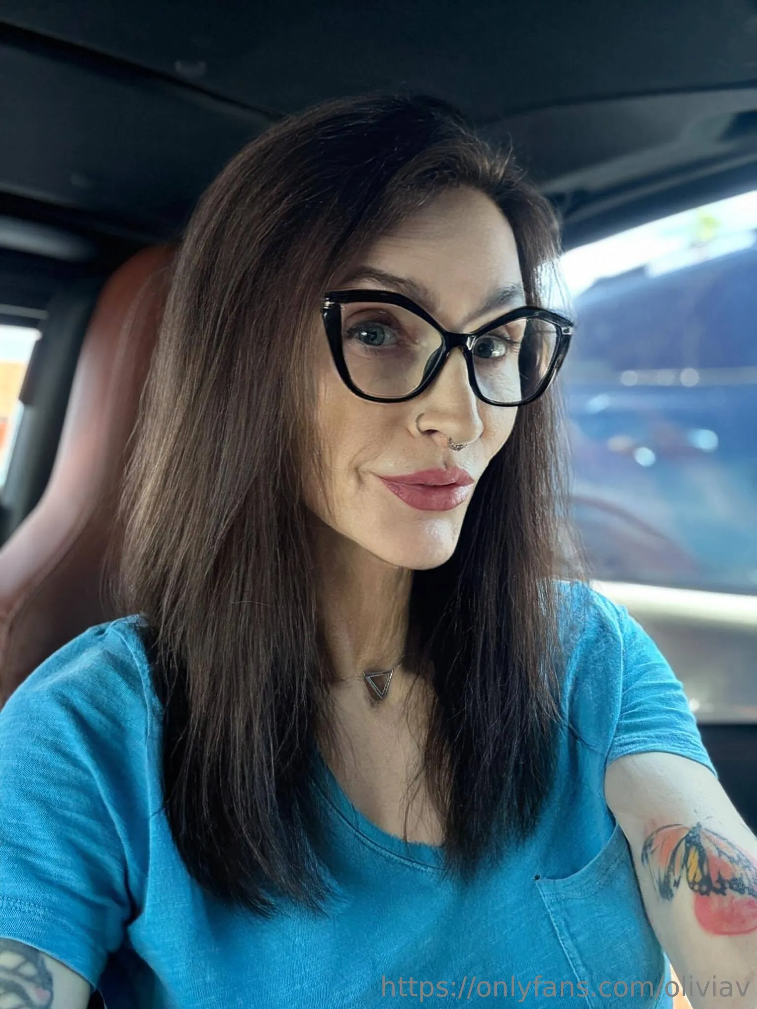 Olivia V. OnlyFans free account photo 1 - oliviav nudes and sex tapes