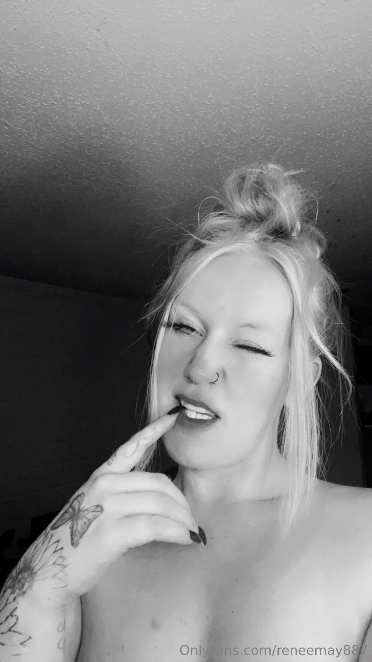 Reneé May OnlyFans free account photo 10 - reneemay887 nudes and sex tapes