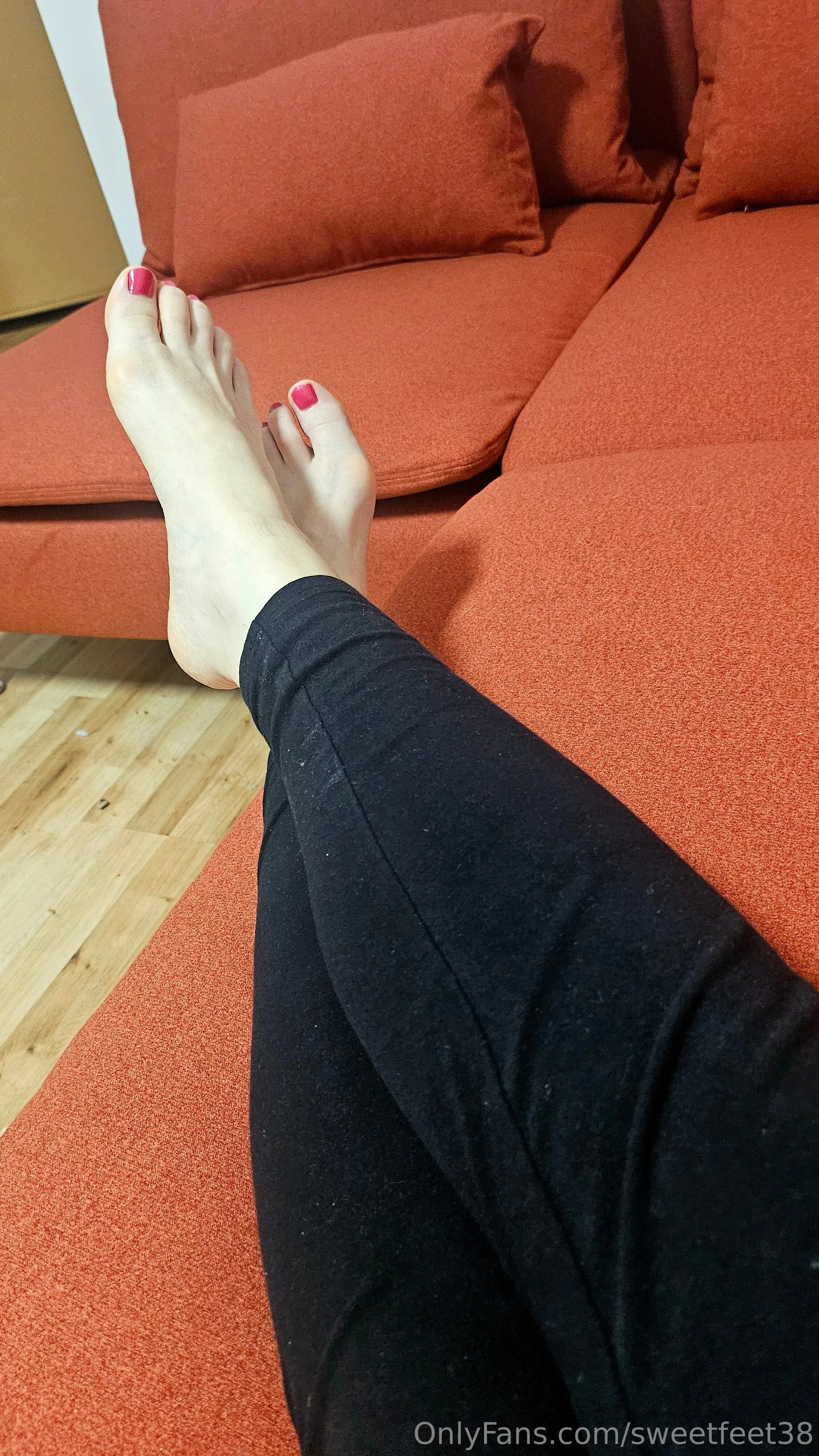 FeetPleasure OnlyFans free account photo 3 - sweetfeet38 nudes and sex tapes