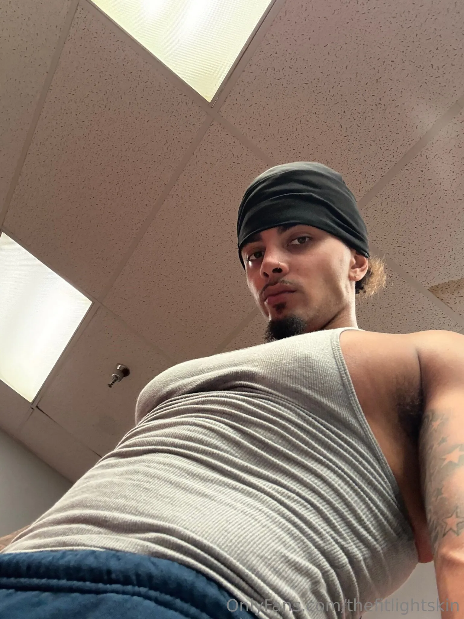 thefitlightskin OnlyFans free account photo 8 - thefitlightskin nudes and sex tapes