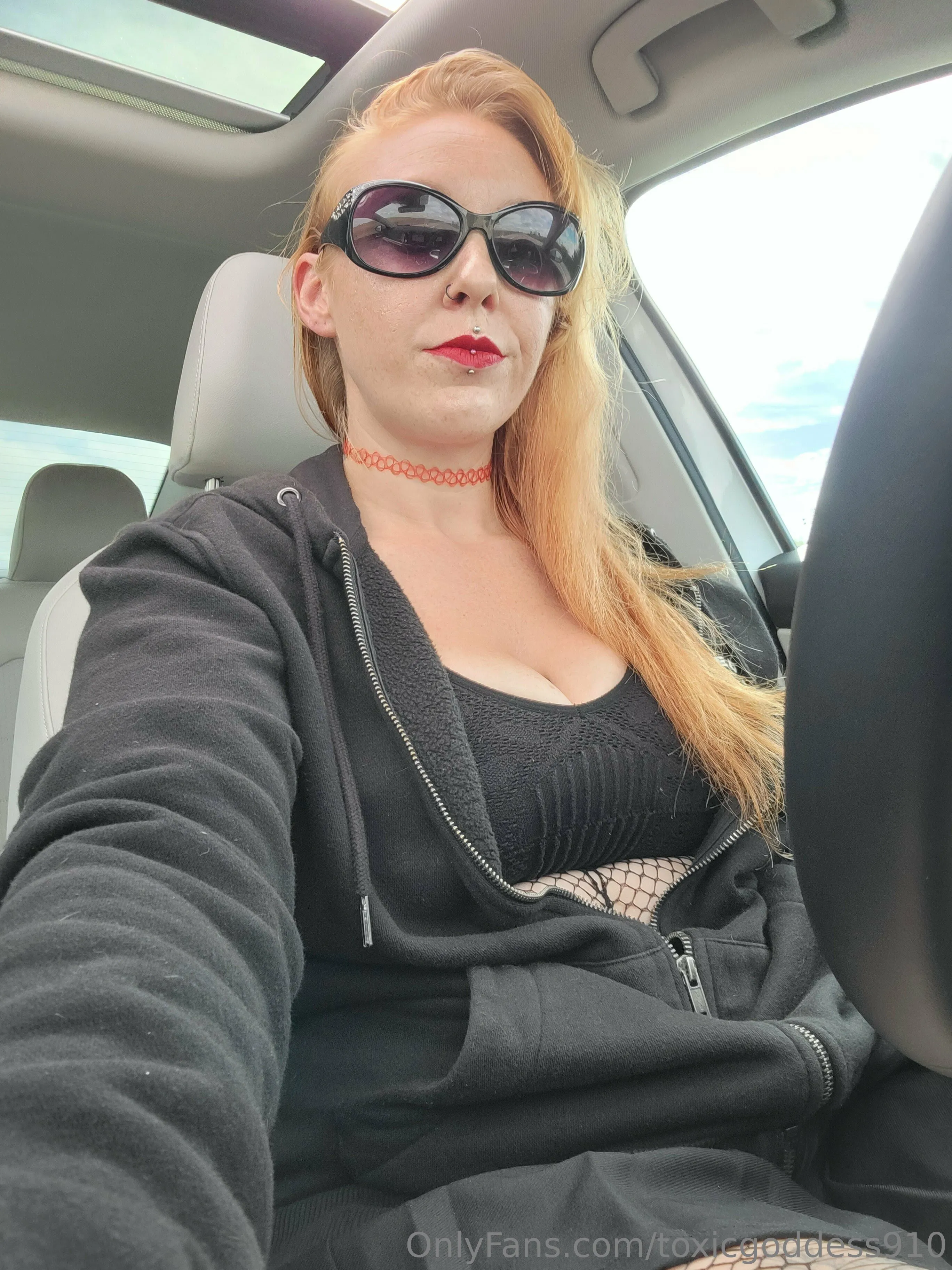 Goddess Gaia OnlyFans free account photo 12 - toxicgoddess910 nudes and sex tapes