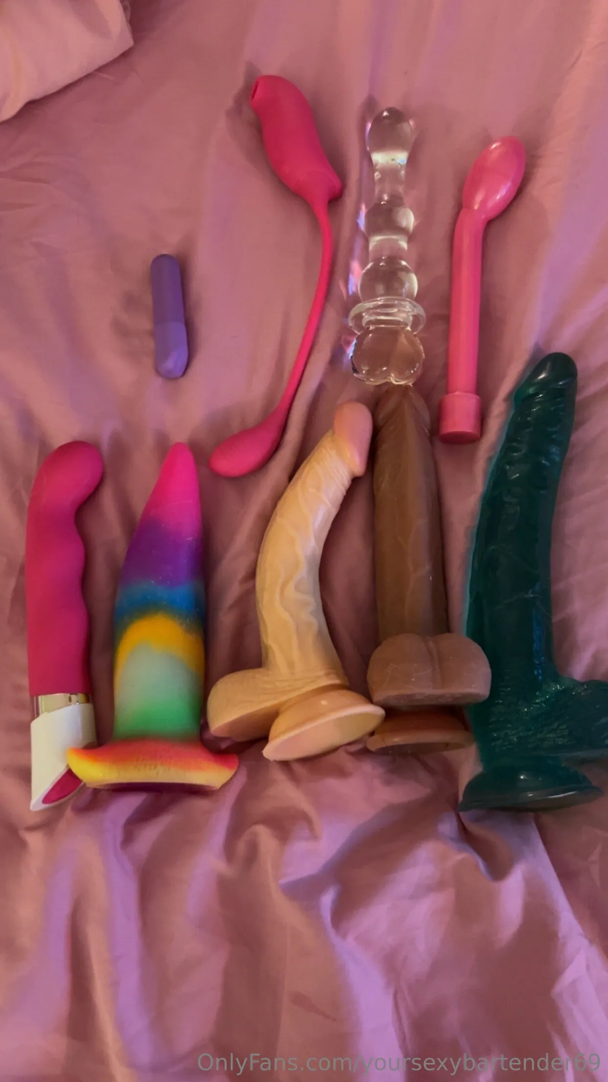 Bartender OnlyFans free account photo 8 - yoursexybartender69 nudes and sex tapes